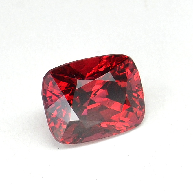 spinelle rouge 2,31 cts